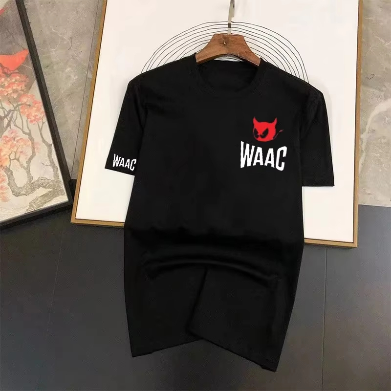 Streetwear Brand Red - T-Shirt Classica Nera con Logo Red