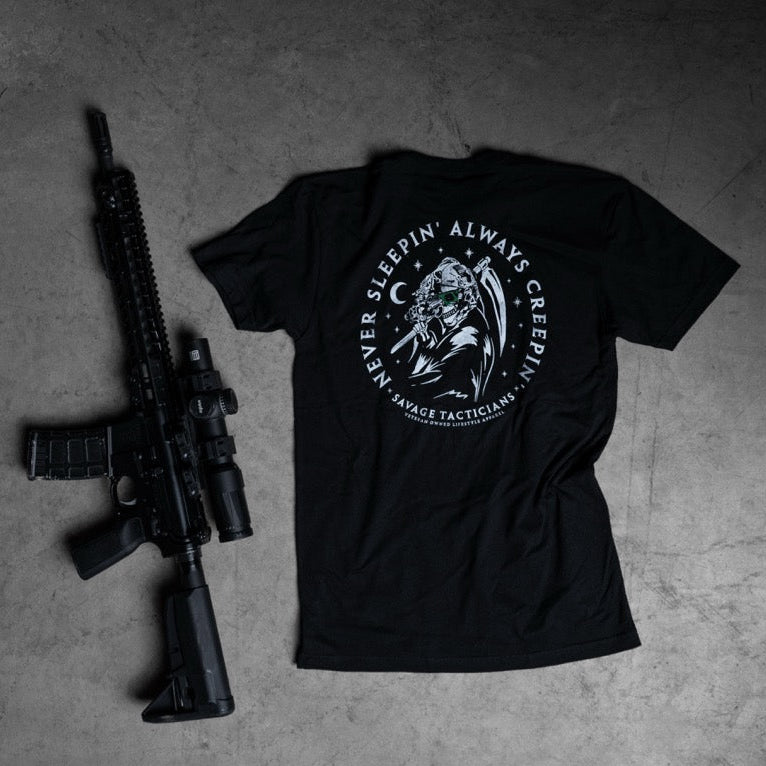 Streetwear Brand Trends - T-shirt grafica del marchio Creepin Savage