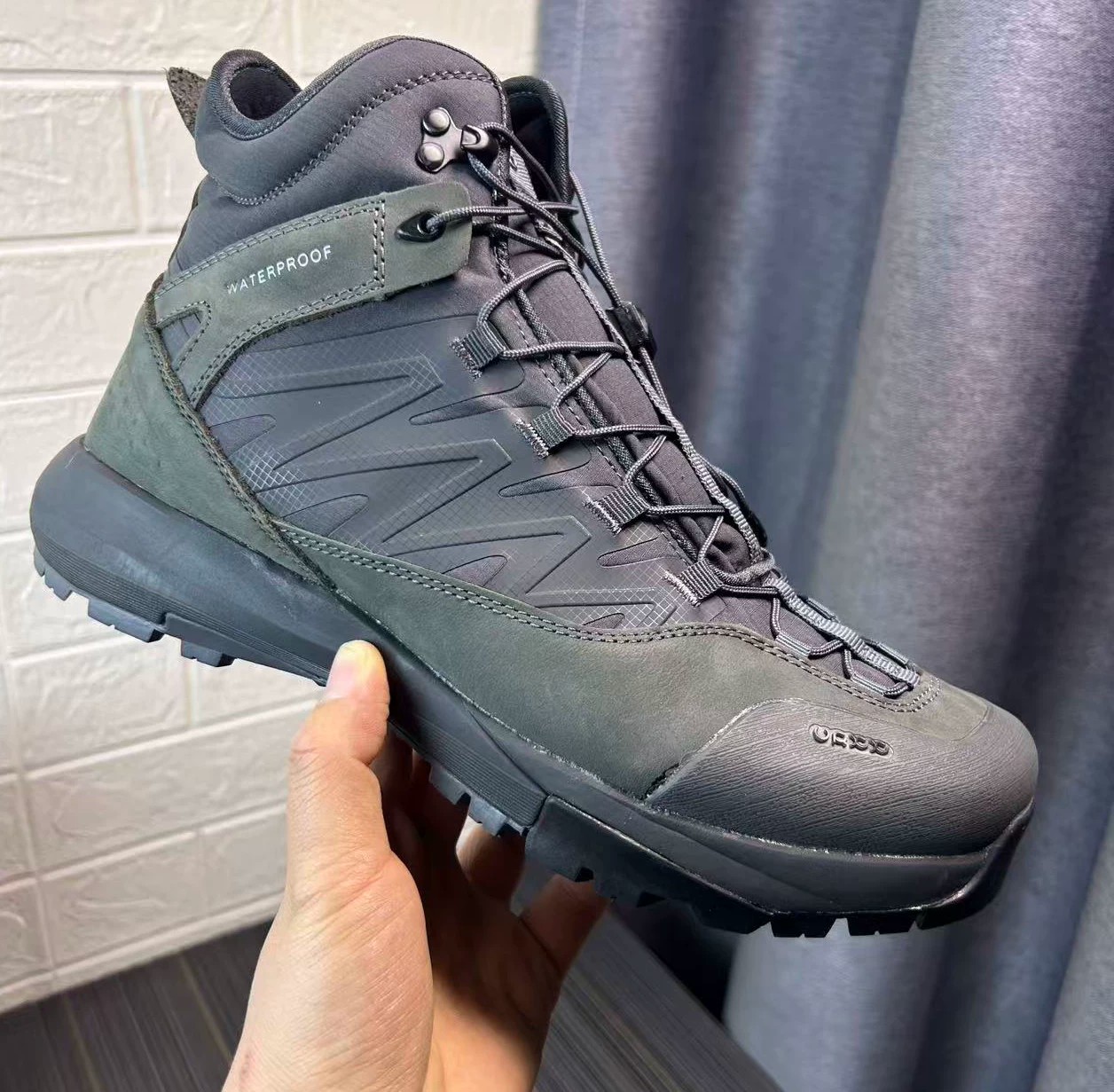 Scarpe da Trekking in Pelle di - Streetwear Brand New recensione e prezzo