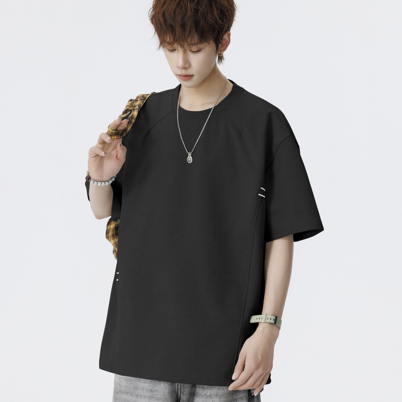 T-shirt Estiva da Uomo con Sta - Streetwear Brand In Japan recensione e prezzo