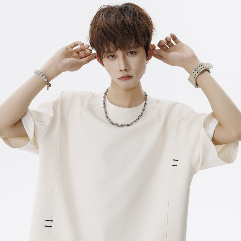 T-shirt Estiva da Uomo con Sta - Streetwear Brand In Japan recensione e prezzo