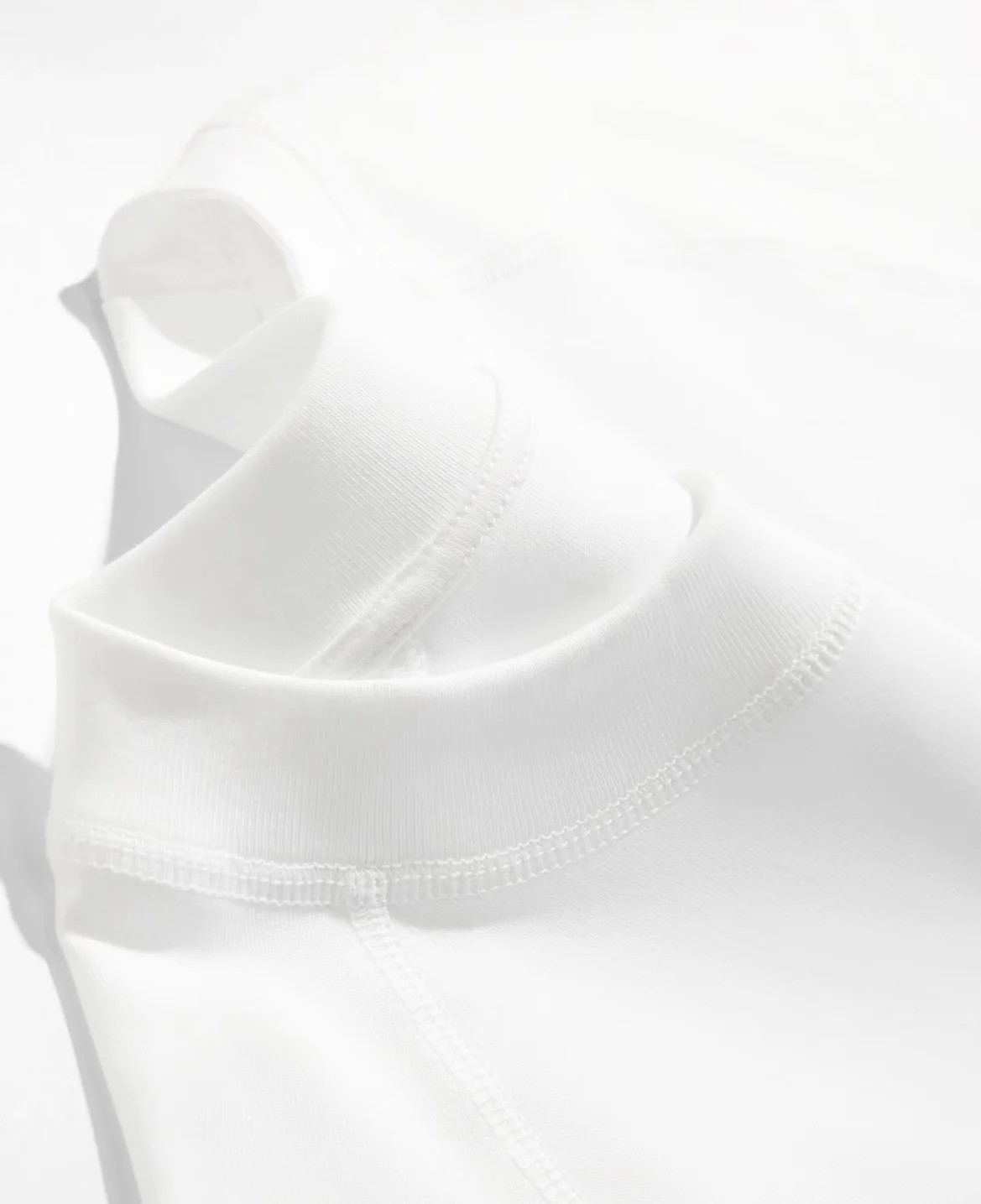 T-shirt MAD 001: Estetica Mini - Streetwear Brand Aesthetic recensione e prezzo